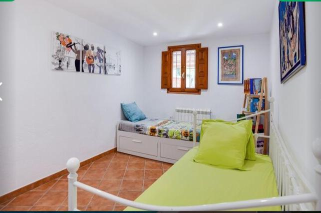 Detached villa for 6 People in Lloret de Mar Puigventos Buitenkant foto